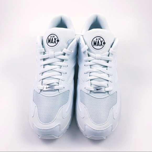 LE Nike Air Max 2 Light Triple White Shoes Size 12 - Picture 2 of 8